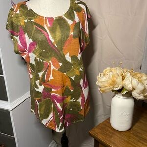 Ladies Tahari Medium Blouse